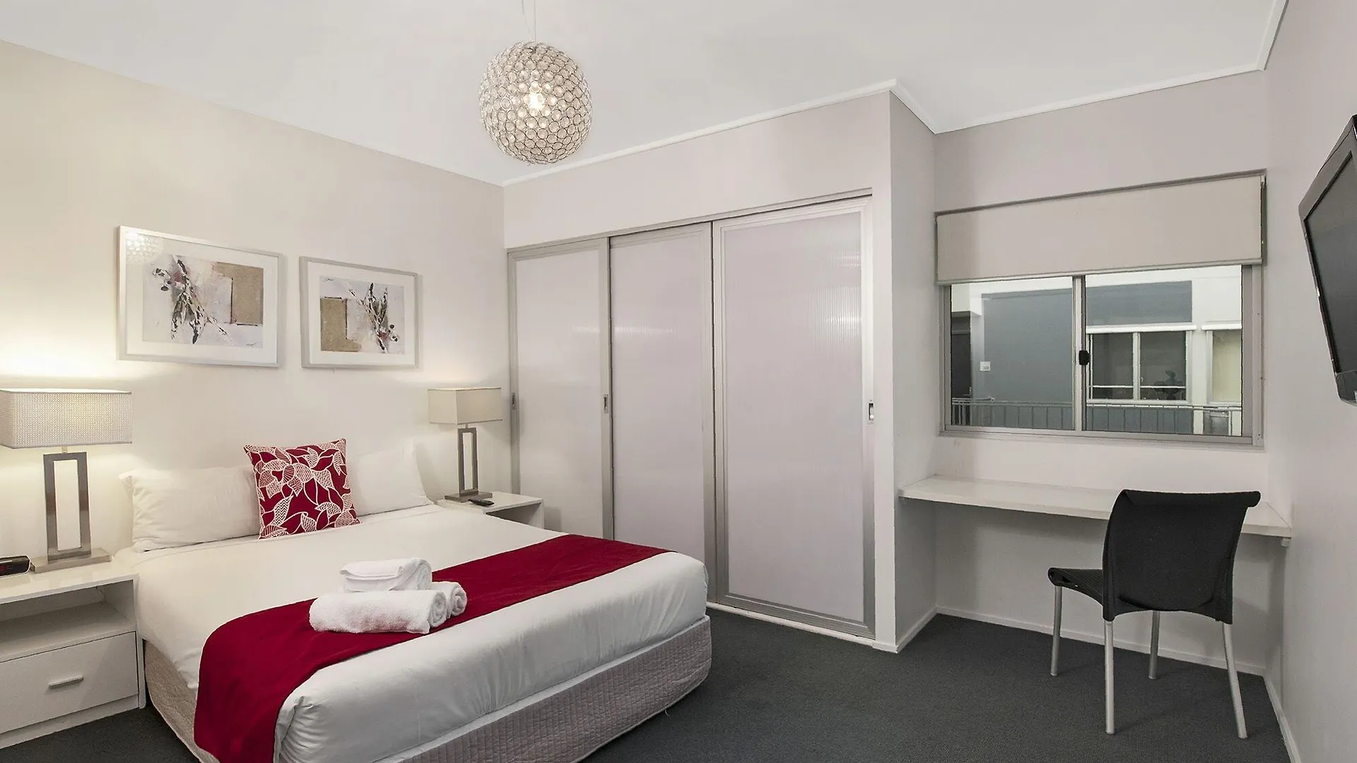 The Miro Apartments Brisbane Aparthotel